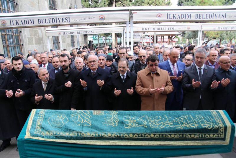 BAFRA BELEDİYE BAŞKANI ZİHNİ ŞAHİN’İN AMCA ACISI