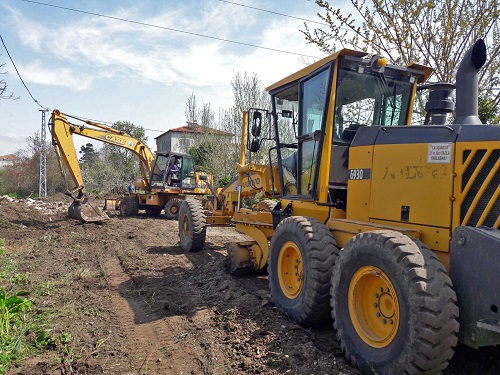 BAFRA BELEDİYESİ 6 MAHALLEDE YENİ YOLLAR AÇTI