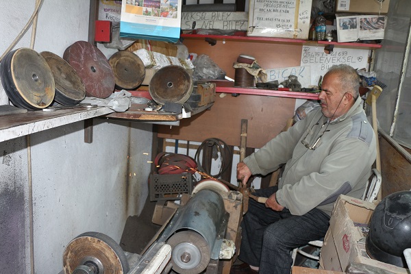 NAZIM SERT USTA GELENEKSEL BİLEYİCİ HİZMETİNİ AYAĞINIZA GETİRİYOR