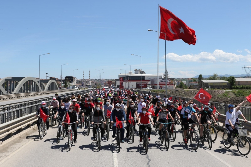 Bafra’da 19 Mayıs Gençlik ve Spor Bayramı Bisiklet Turu 