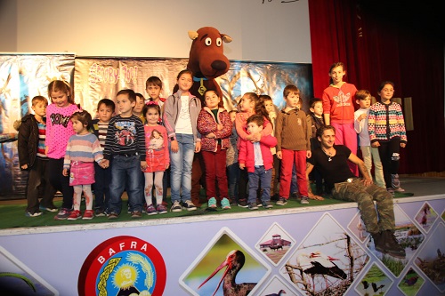 BAFRA’DA ÇOCUKLARDAN TİYATROYA BÜYÜK İLGİ