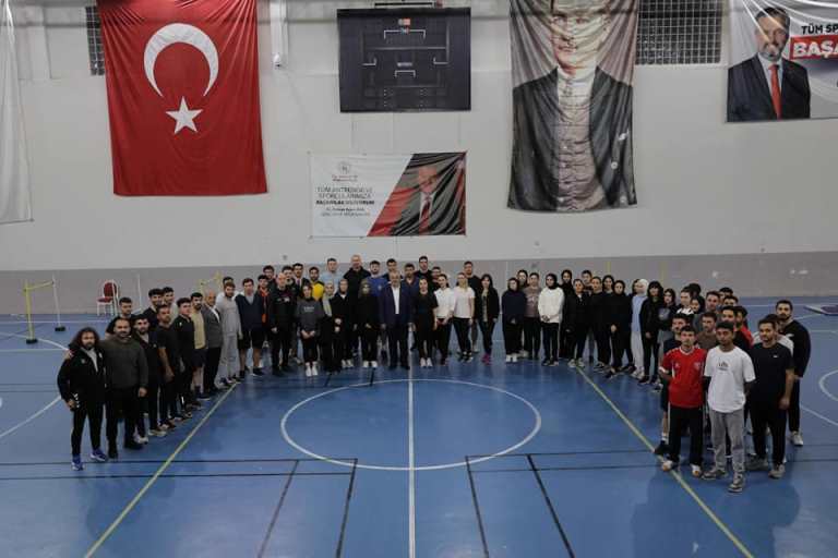 BAŞKAN KILIÇ’TAN GENÇLERE MOTİVASYON ZİYARETİ