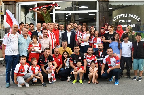 Başkan Şahin Samsunsporlu ailelerle buluştu 