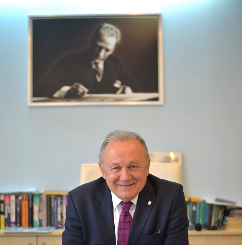 Bülent ARSLAN , Cumhuriyetimizin 100.yılı dolayısıyla  bir kutlama mesajı yayımladı