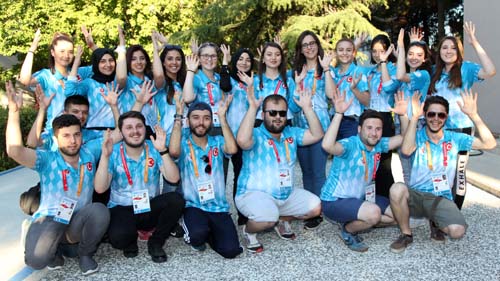 GÖNÜLLÜLER DE VOLYMPICS’TE TER DÖKÜYOR