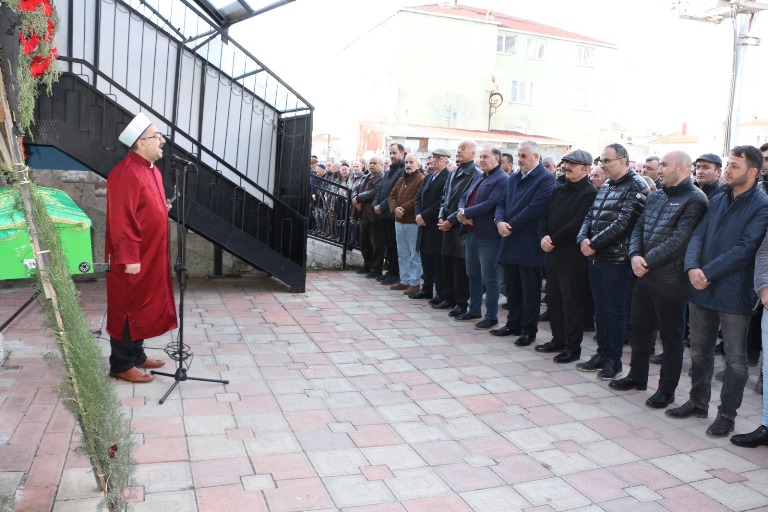 Hacı Kemal Tarım Dualarla Son Yolculuğuna Uğurlandı 