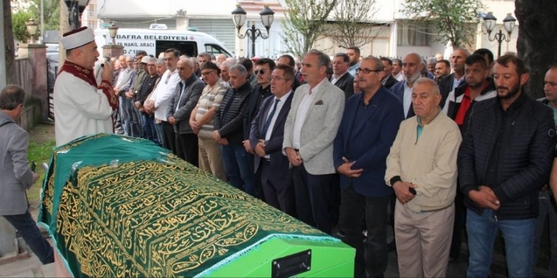 HACI NECLA YILMAZ DUALARLA DEFNEDİLDİ