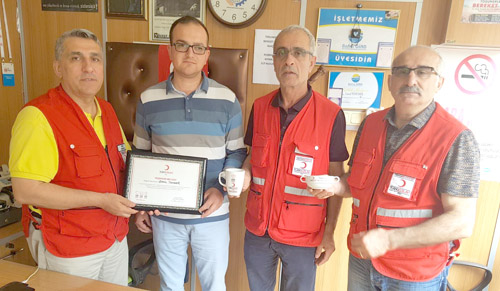 İş Adamlarından Kızılay Kampanyasına Destek