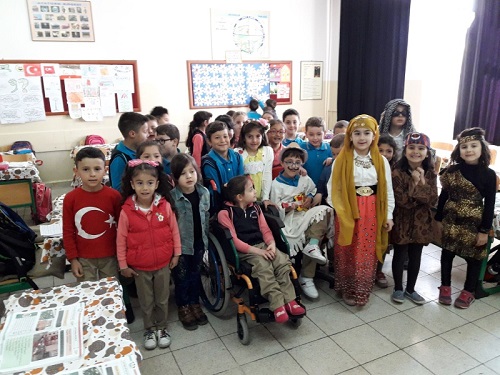 İSMET İNÖNÜ İLKOKULU' NDAN KIYAFET TASARIMI