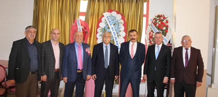Metin Genççakır Yarım Asra Yaklaşan Başkanlıkta Güven Tazeledi