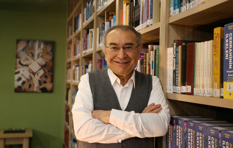 Prof. Dr. Nevzat Tarhan:  “Gençlerle aynı dili konuşmak hiç zor değil!”