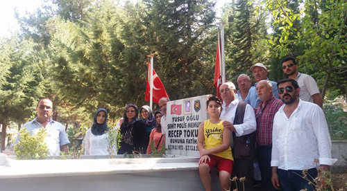 ŞEHİT POLİS RECEP TOKUR KABRİ BAŞINDA ANILDI