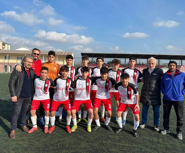 U 18 KLASMAN GRUBU LİDERİ BAFRA MEVLANA SPOR 