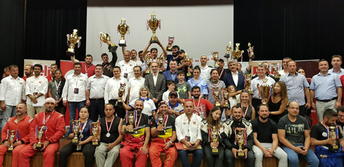 Vezirköprü'de Şölen Tadında Yarış