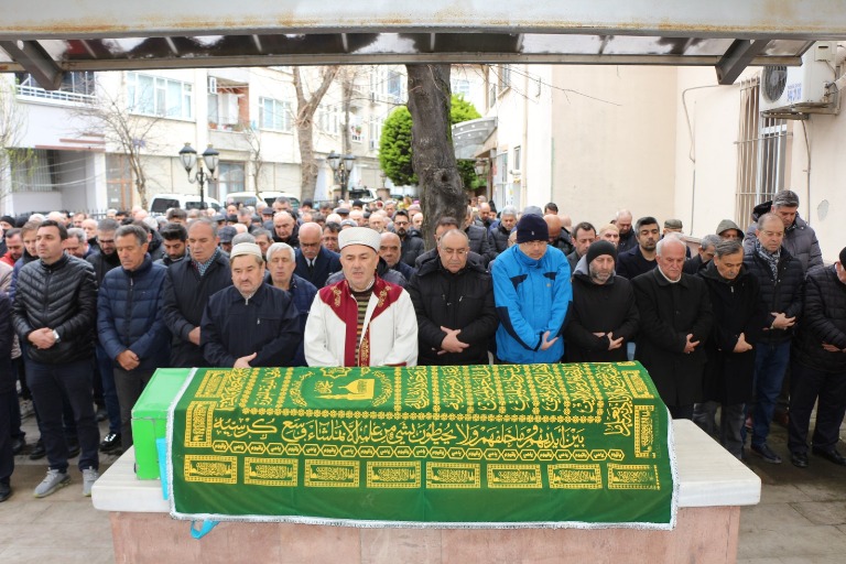 YAŞAR ÖNBAŞ DUALARLA SON YOLCULUĞUNA UĞURLANDI 