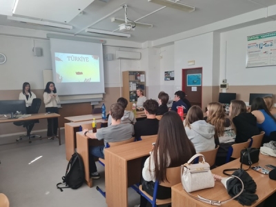 BAFRA ANADOLU LİSESİ ERASMUS PROJESİ KAPSAMINDA PRAG’DA