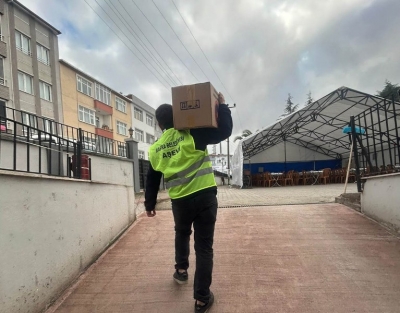 BAFRA BELEDİYESİNDEN İHTİYAÇ SAHİPLERİNE RAMAZAN YARDIMI