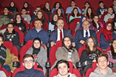 BAFRA’DA “ÂŞIK” FİLMİ İLGİYLE İZLENDİ 