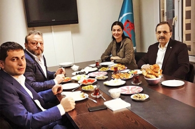 BAŞKAN ŞAHİN İSTANBUL’DA HEMŞERİLERİNİ ZİYARET ETTİ