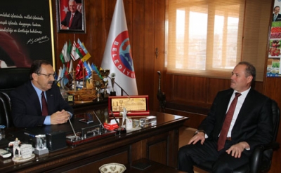 BAŞKAN ŞAHİN’E PAZAR YERLERİ ODASINDAN TEŞEKKÜR