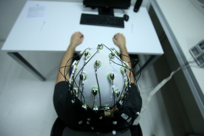 Beyin çipi ilk kez bir insanın beynine yerleştirildi!