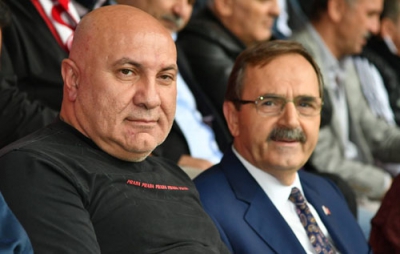 Büyükşehir Belediye Başkanı Zihni Şahin'den 