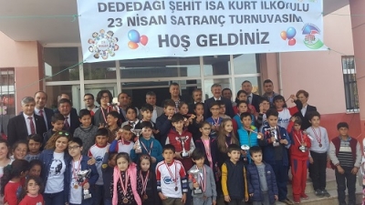 DEDEDAĞI ŞEHİT İSA KURT İLKOKULU' NDA SATRANÇ TURNUVASI