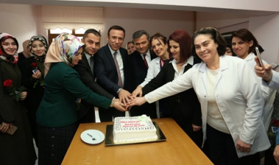 Eğitimci Başkan Öğretmenler Günü’nü kutladı