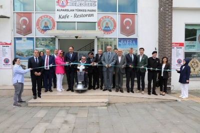 ENGELLİ KOORDİNASYON MERKEZİ'NİN EL EMEĞİ ÜRÜNLER SERGİSİ AÇILDI