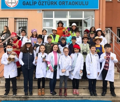 GALİP ÖZTÜRK ORTAOKULU HELLO I CAME ETKİNLİĞİ