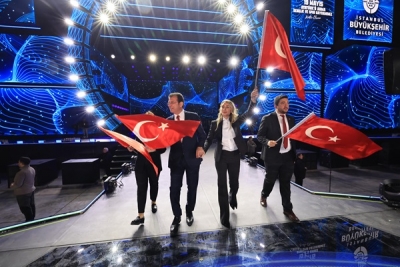 İMAMOĞLU’NDAN GENÇLERE: HEPİNİZ UMUTSUNUZ 