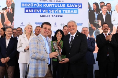 İNÖNÜ ZAFERLERİNİN KAZANILDIĞI YERDEN TEĞMENLERE DESTEK VERDİ 