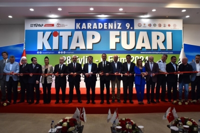 KARADENİZ 9. KİTAP FUARI ZİYARETÇİLERİNİ AĞIRLAMAYA BAŞLADI