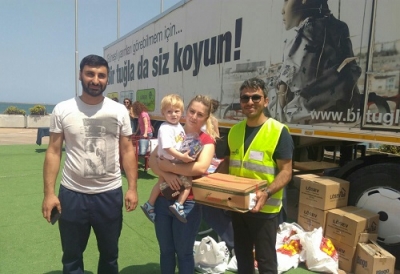 LÖSEV İYİLİKLER TIRI SAMSUN’DA LÖSEMİLİ ve KANSERLİ AİLELERİN İHTİYAÇLARINI DAĞITTI