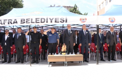 Mehmet Yıldız Halk Eğitimi Merkezi'nde Yıl Sonu Sergisi Coşkusu