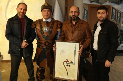 Osman GENÇ 'Tarihi kodlarımızı bugüne güncellemeliyiz'