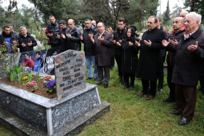 SEDAT GEZER VE İSMAİL KURT DUARLA ANILDI