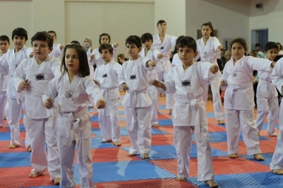 TAEKWONDO 3. KUŞAK TERFİ SINAVI YAPILDI